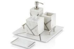 Whity Beyaz Gümüş Saplı Kare Tepsili Banyo Takımı