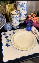 Kelebek Aplikeli Amerikan Servis 34x46 cm