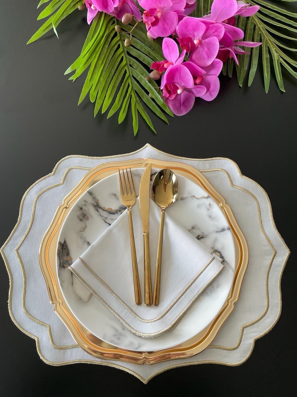 Gold Simli Ekru Fay Amerikan Servis 37x47 cm