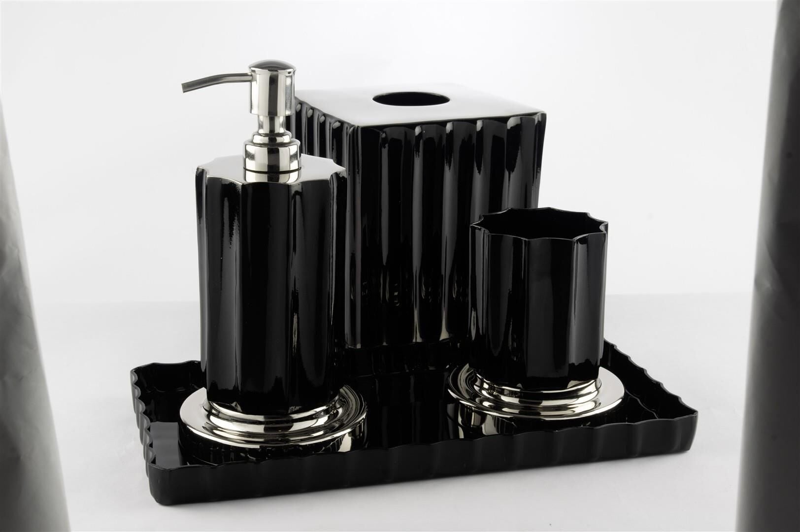 Riana Siyah Gümüş Tepsili Banyo Seti 30x15x20cm